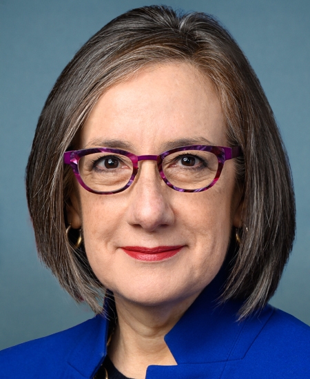 Andrea Salinas